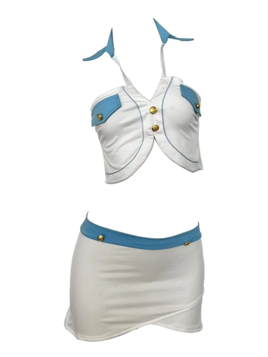 ナースモチーフのホルターネックセット — バストカットとタイトミニが主役